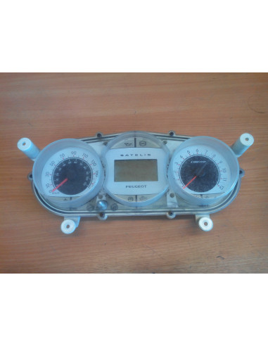 Compteur Peugeot Satelis – 22 Km Compteur Peugeot Satelis – 22 Km