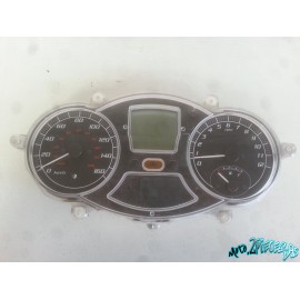 Compteur Piaggio MP3 125 250 300 - 4 394 Km