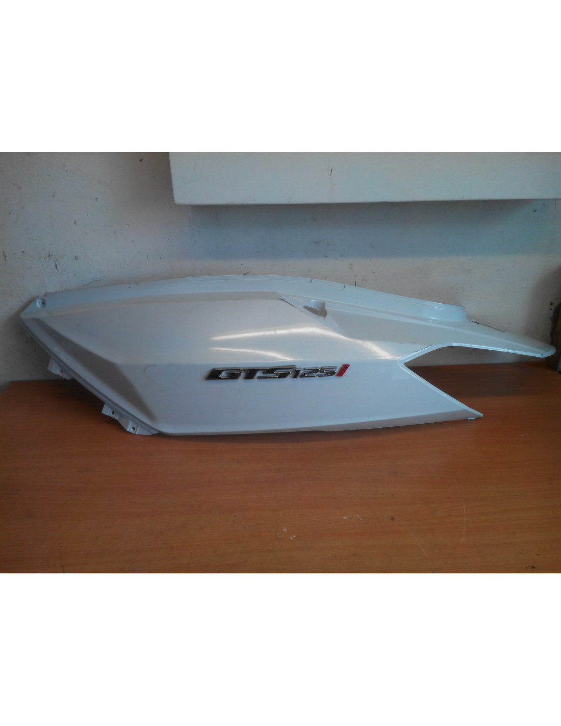 Cache sous reservoir gauche Suzuki GSX-S 1000 2015 à 2020