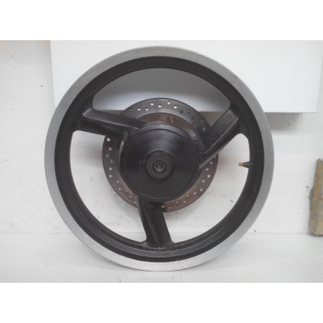 Jante avant Daelim Roadsport