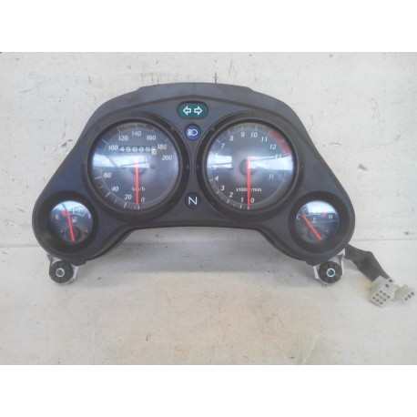 Compteur Honda CBR 125 – 45 685 Km Compteur Honda CBR 125 – 45 685 Km