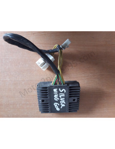 Régulateur SH689BB