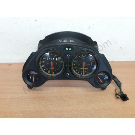 Compteur Honda CBR 125 - 34 041 KM Compteur Honda CBR 125 - 34 041 KM