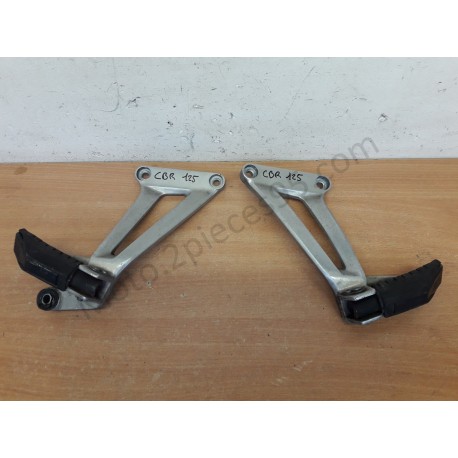 Paire platine arrière Honda CBR 125 Paire platine arrière Honda CBR 125
