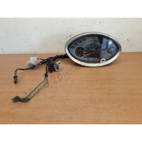 Compteur Kymco Grand Dink 125 – 37 547 KM Compteur Kymco Grand Dink 125 – 37 547 KM