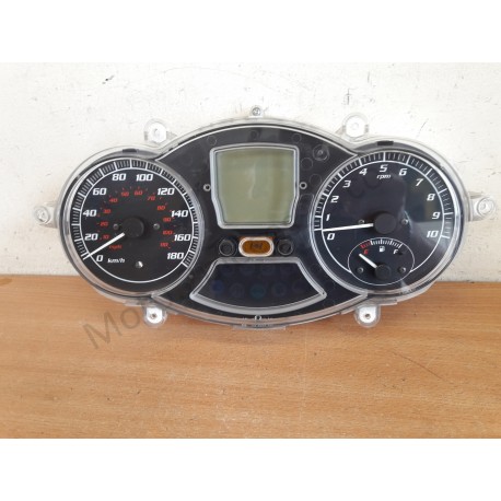 Compteur Piaggio MP3 400 500 - 64 600 Km