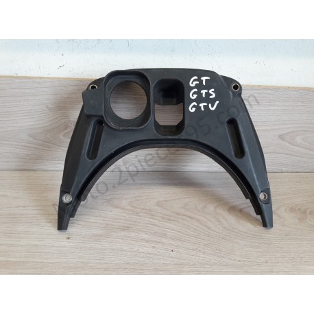 Plastique ouverture de selle Vespa GT GTS Plastique ouverture de selle Vespa GT GTS