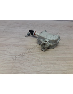 Moteur d’ouverture de coffre et selle