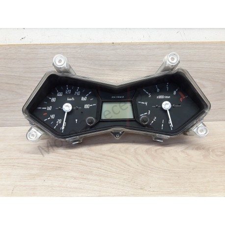 Compteur Yamaha 530 ABS - 15 211 km Compteur Yamaha 530 ABS - 15 211 km
