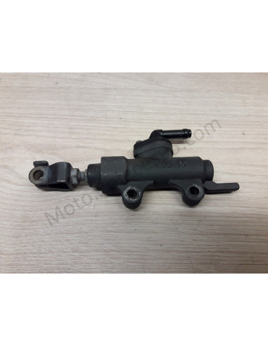 Maitre cylindre de frein arrière Honda VFR 1200 Crosstourer Maitre cylindre de frein arrière Honda VFR 1200 Crosstourer