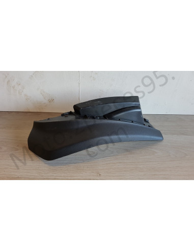 Garde boue gauche Peugeot Metropolis Garde boue gauche Peugeot Metropolis