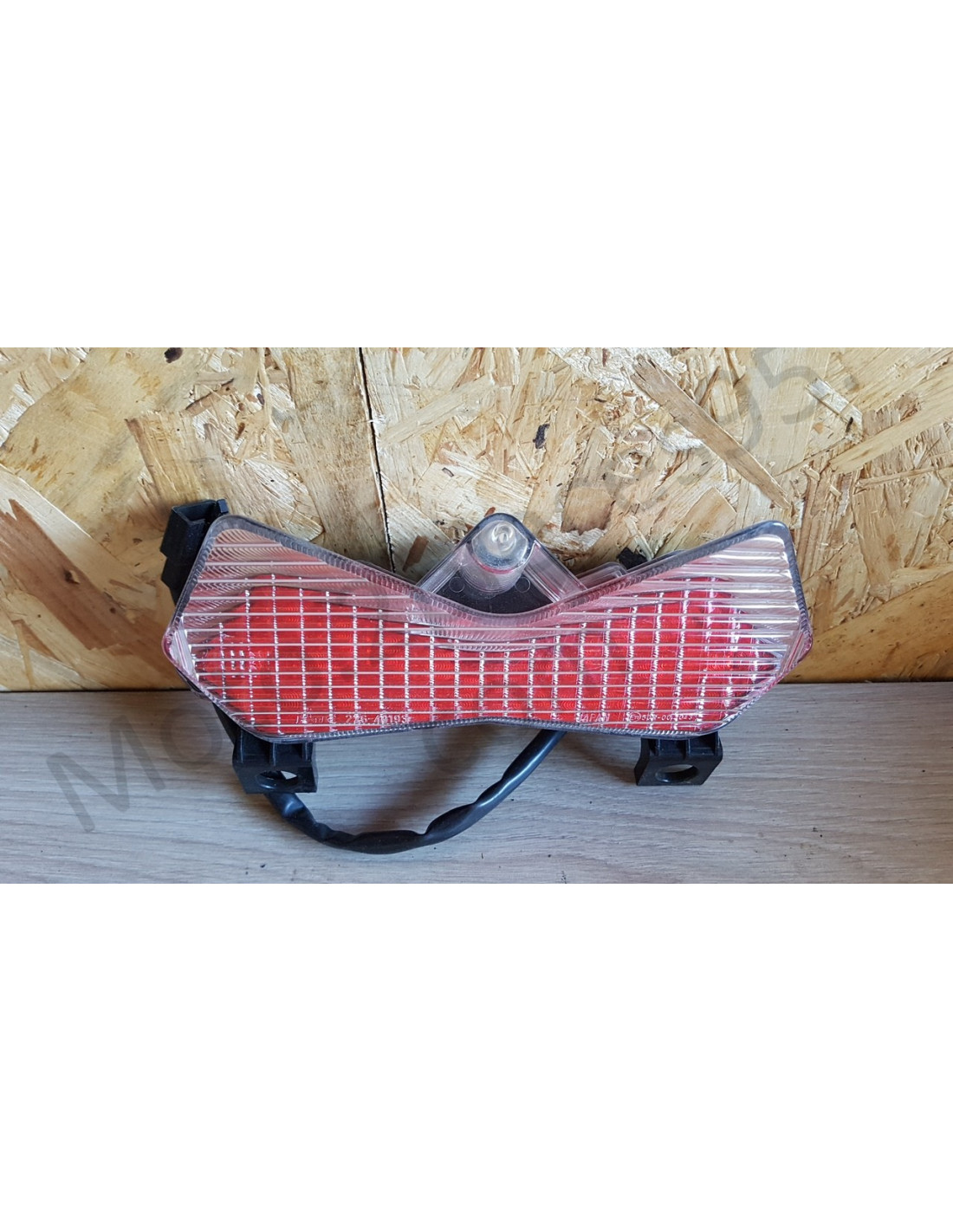 Coque Arrière Et Feu Stop Pour Kawasaki Z750S 2003-2006 - Occasion - Pièce De Remplacement