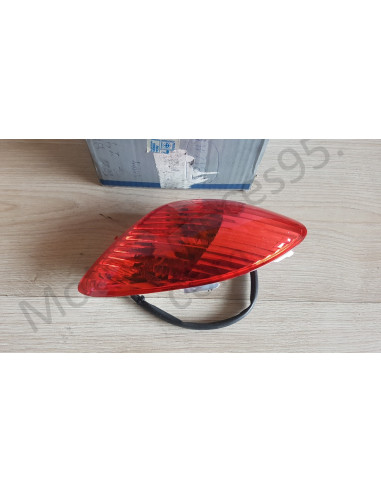 Clignotant arrière droit Piaggio X9 rouge Clignotant arrière droit Piaggio X9 rouge
