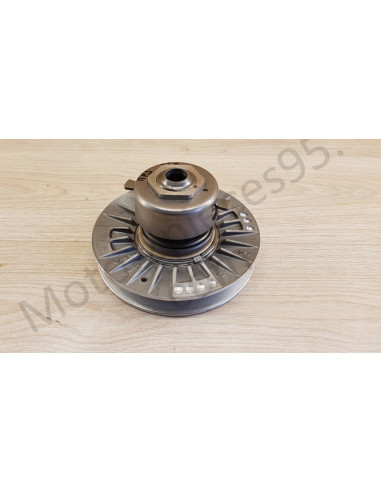 Poulie fixe d’embrayage Piaggio Mp3 350 Poulie fixe d’embrayage Piaggio Mp3 350