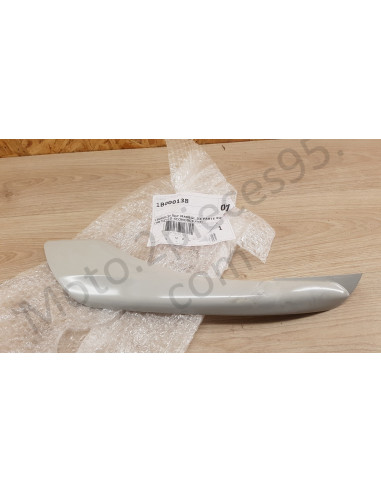 Poignée supérieur droit Piaggio X10 Poignée supérieur droit Piaggio X10