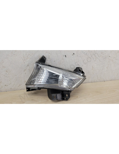Clignotant avant droit Honda SWT 400 600 Clignotant avant droit Honda SWT 400 600