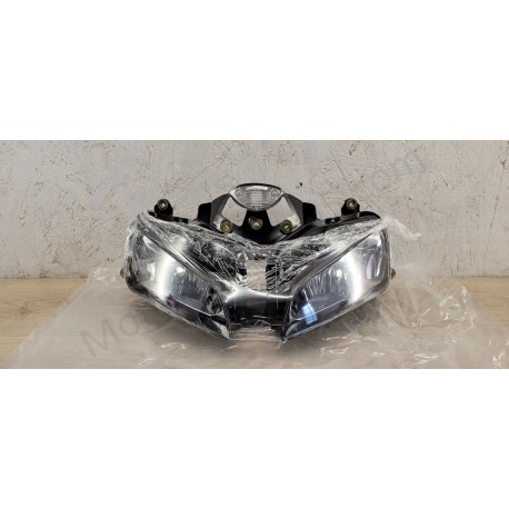 Optique de phare Honda CBR 600 RR Optique de phare Honda CBR 600 RR
