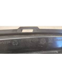 Cache latéral avant droit Peugeot Metropolis