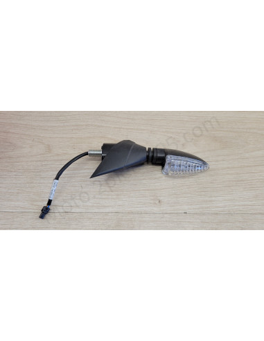 Clignotant arrière gauche Piaggio MP3 300 HPE Clignotant arrière gauche Piaggio MP3 300 HPE