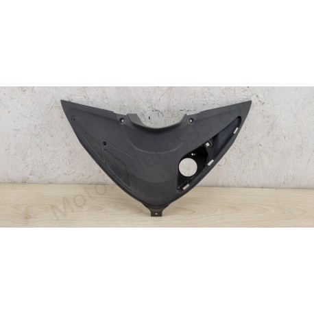 Plastique face avant supérieur Piaggio MP3 Yourban Plastique face avant supérieur Piaggio MP3 Yourban