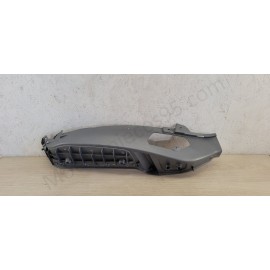 Marche pied droit Piaggio X8 Xevo