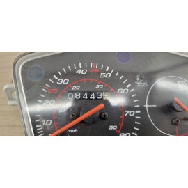 Compteur Peugeot Kisbee 50 – 8 443 KM