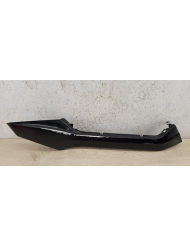 Bas de caisse droit Peugeot Metropolis Noir Bas de caisse droit Peugeot Metropolis Noir