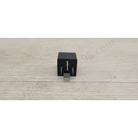 Relai démarreur Aprilia Piaggio Gilera Vespa Peugeot