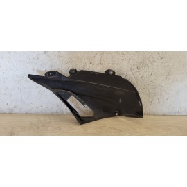 Carénage repose pied gauche Aprilia SR Motard Piaggio TPH Typhoon