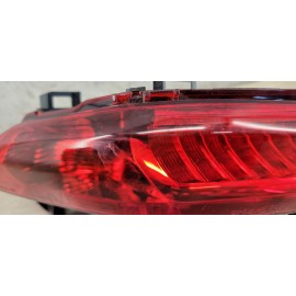 Feux arrière gauche Piaggio MP3 300 350 400 HPE 500 500 HPE