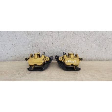 Paire d'étrier avant Nissin Triumph Street Triple 675 Or Paire d'étrier avant Nissin Triumph Street Triple 675 Or