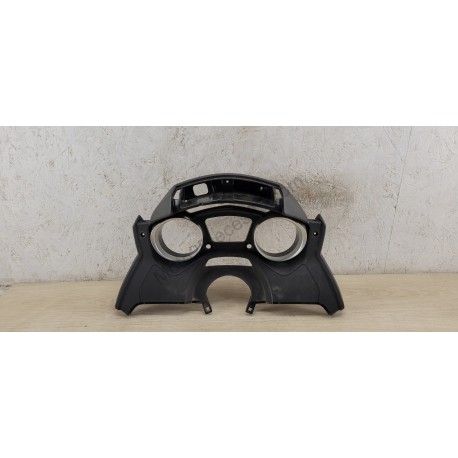 Entourage de compteur Piaggio MP3 300 HPE Entourage de compteur Piaggio MP3 300 HPE
