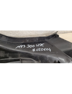 Carénage avant gauche Piaggio MP3 300 HPE