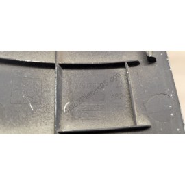Bas de caisse gauche Peugeot Kisbee 50 Noir mat