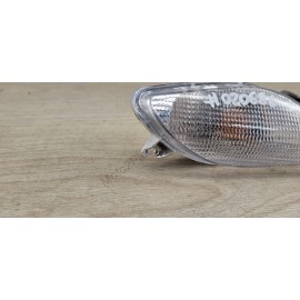 Clignotant avant droit Piaggio TPH Typhoon Aprilia SR Motard