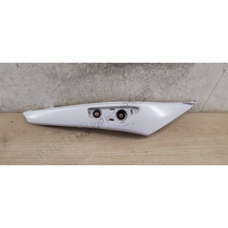Carénage arrière droit Kawasaki 650 ER-6 Blanc Carénage arrière droit Kawasaki 650 ER-6 Blanc