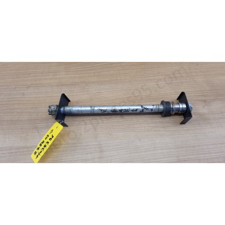 Axe de roue arrière Kawasaki Z750 Axe de roue arrière Kawasaki Z750