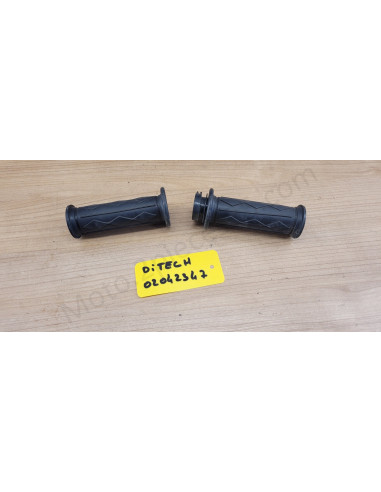 Poignée caoutchouc Aprilia SR Max Factory 50 Ditech 2T IE Poignée caoutchouc Aprilia SR Max Factory 50 Ditech 2T IE