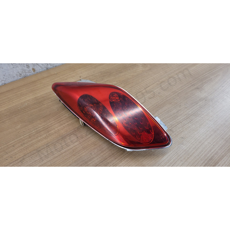 Feu arrière gauche Yamaha Xmax