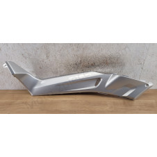 Cache latéral gauche Yamaha...