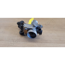 Corps d'injection Peugeot Satelis 125