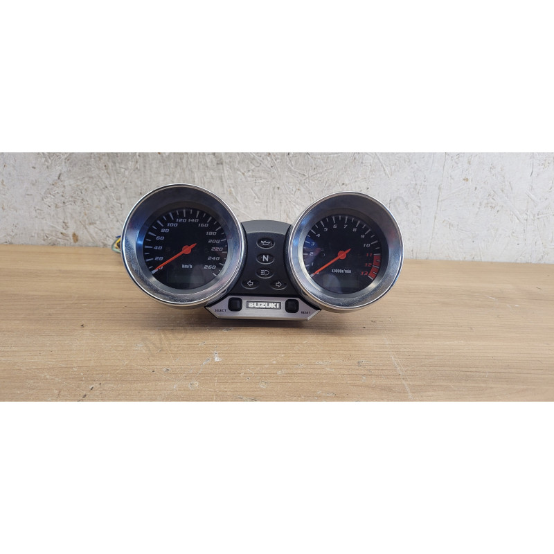 Compteur Suzuki Bandit 1200 s - 19 326 KM