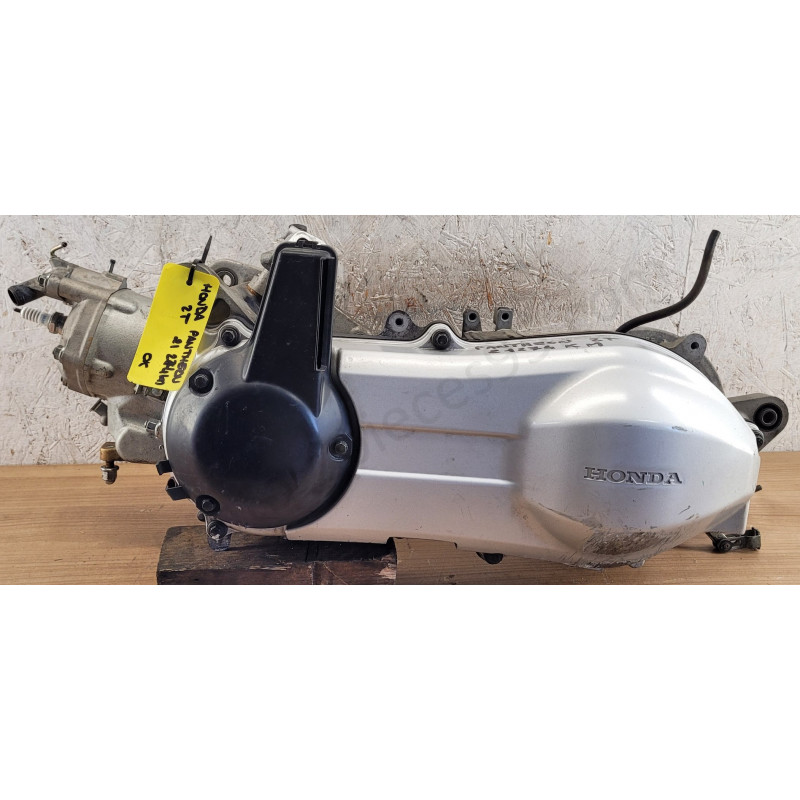 Moteur Honda Pantheon 2 temps – HIJF05E - 21 274 KM