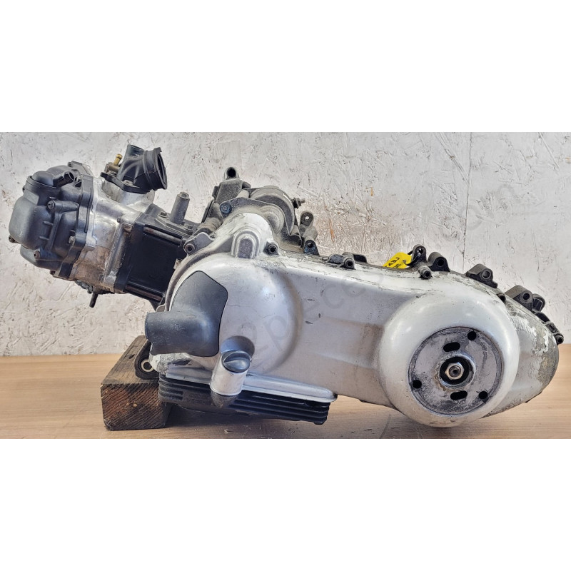 Moteur Piaggio Aprilia Gilera Vespa Leader 125 - M232M - 26 243 KM