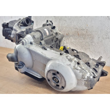 Moteur Piaggio Aprilia Gilera Vespa Leader 125 - M232M - 26 243 KM
