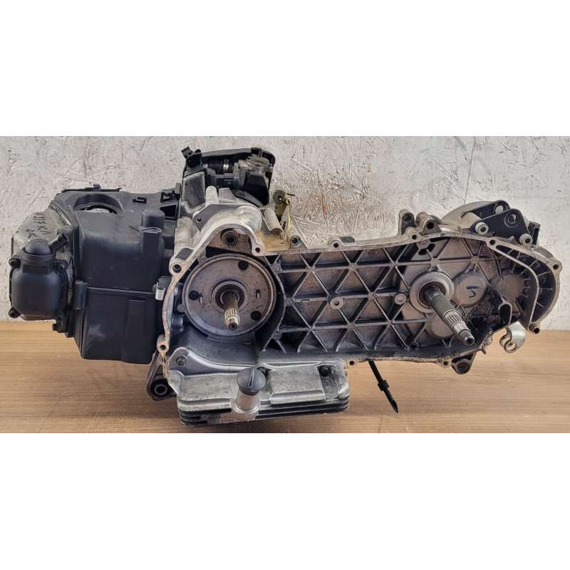 Moteur Piaggio Vespa Street FLY 125 - M571M - 11 337 KM