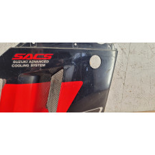 Flanc de carénage droit Suzuki GsxR Noir et Rouge