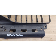 Cache radiateur Gauche Vespa GT GTS 125 200 250 300