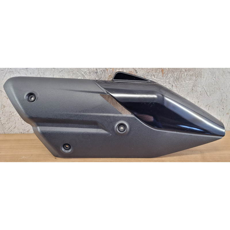 Plaque protection d'échappement Piaggio Beverly 400 HPE