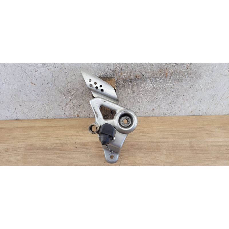 Platine avant droit Honda CBF 125 De 2009 à 2014